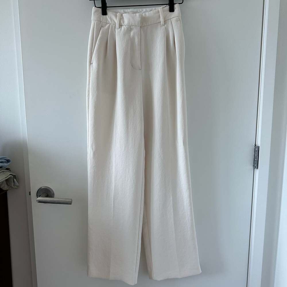 Wilfred Aritzia Effortless Pants in Birch